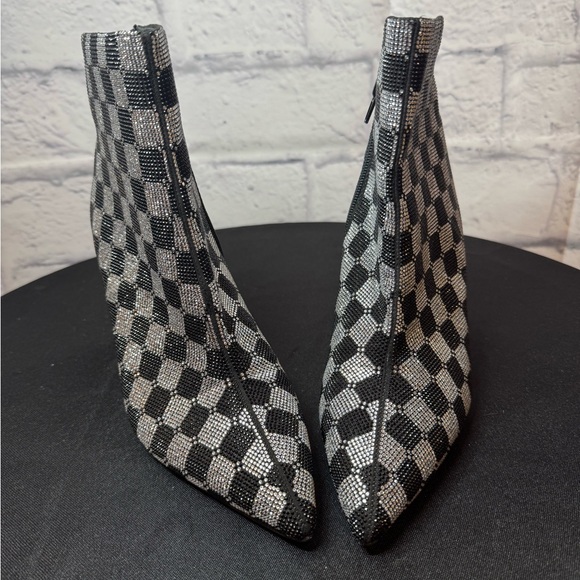 Steve Madden Shoes - Steve Madden Black and Silver Heeled Boots with Geometric Design